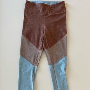 Outdoor Voices leggings